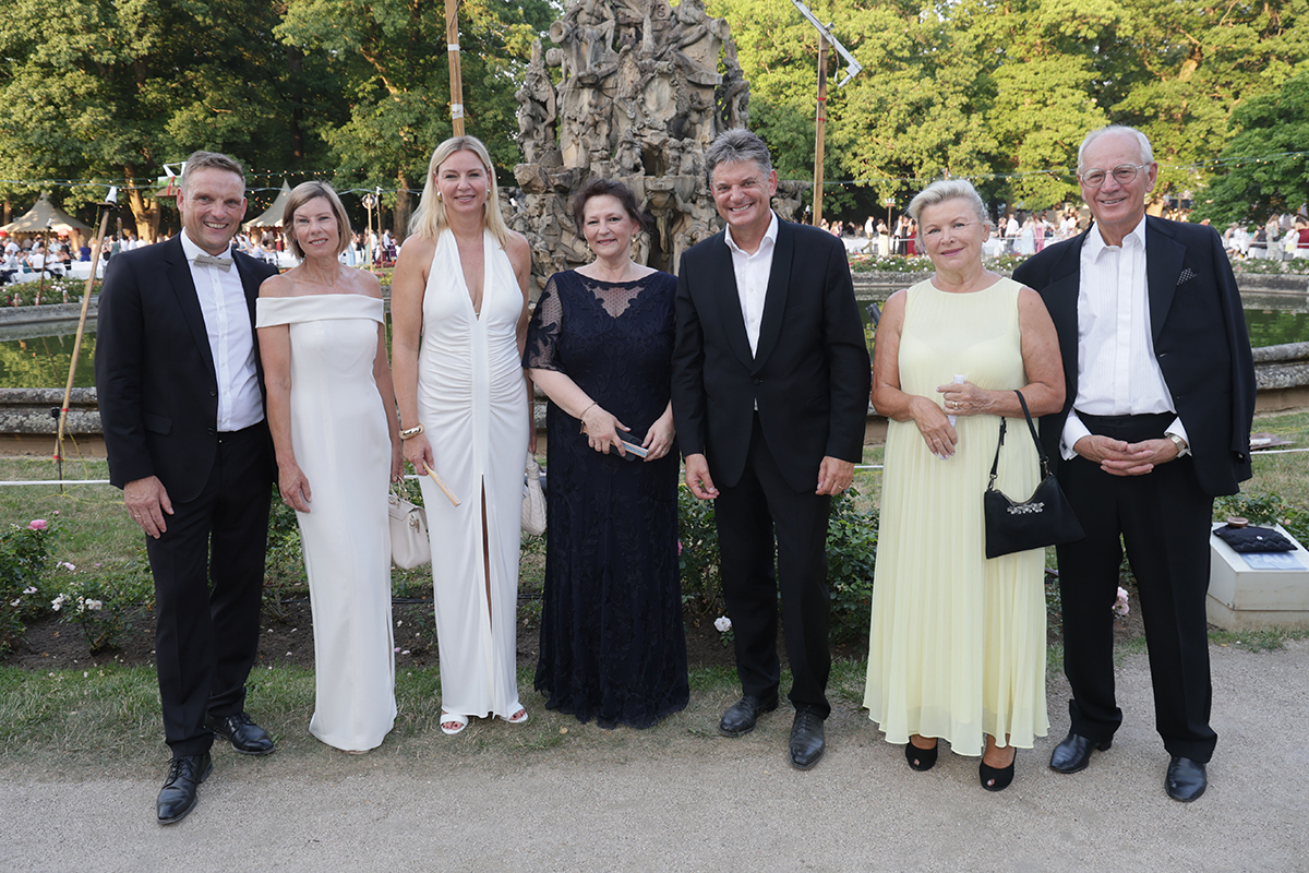 FAU Schlossgartenfest 2026, dem schönsten und einem der größten Sommergartenfesten in Europa.